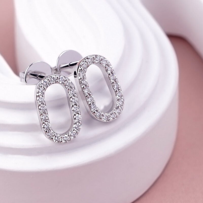 Chain Wire Earrings (Single Chain) - Diamond Earrings