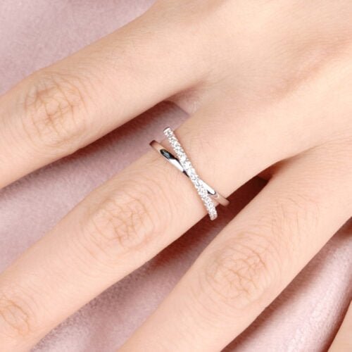 Crossed Wires ring - Diamond Ring