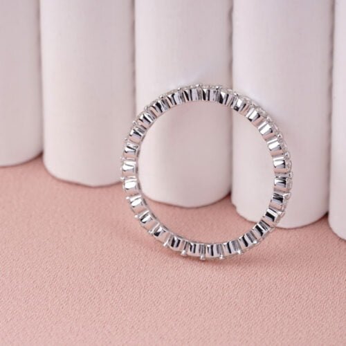 Dotted Wire Ring - Diamond Ring